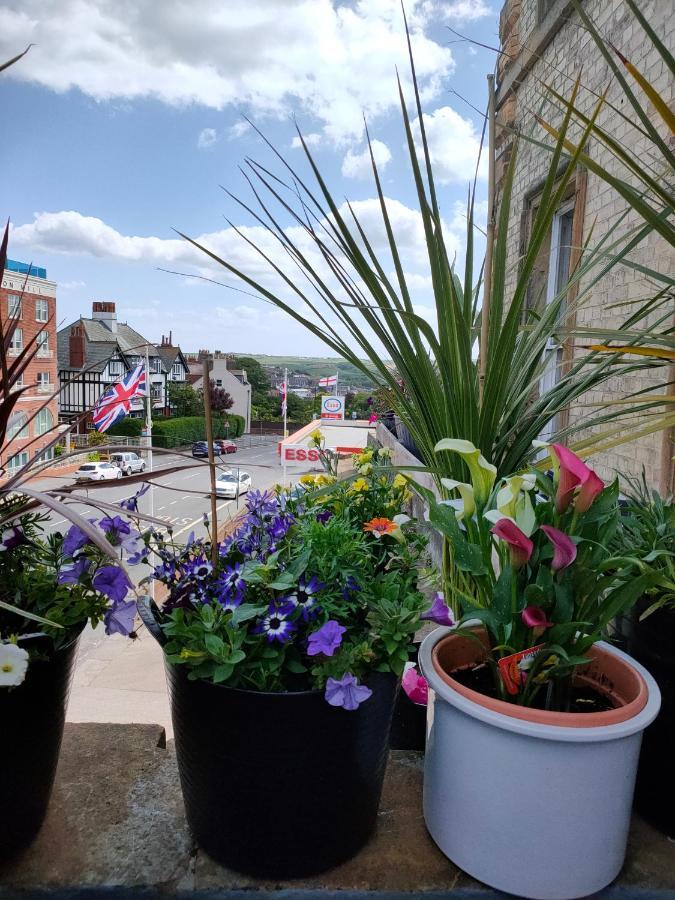 Whitby Central Close To Beach Pier Flowergate Otel Dış mekan fotoğraf